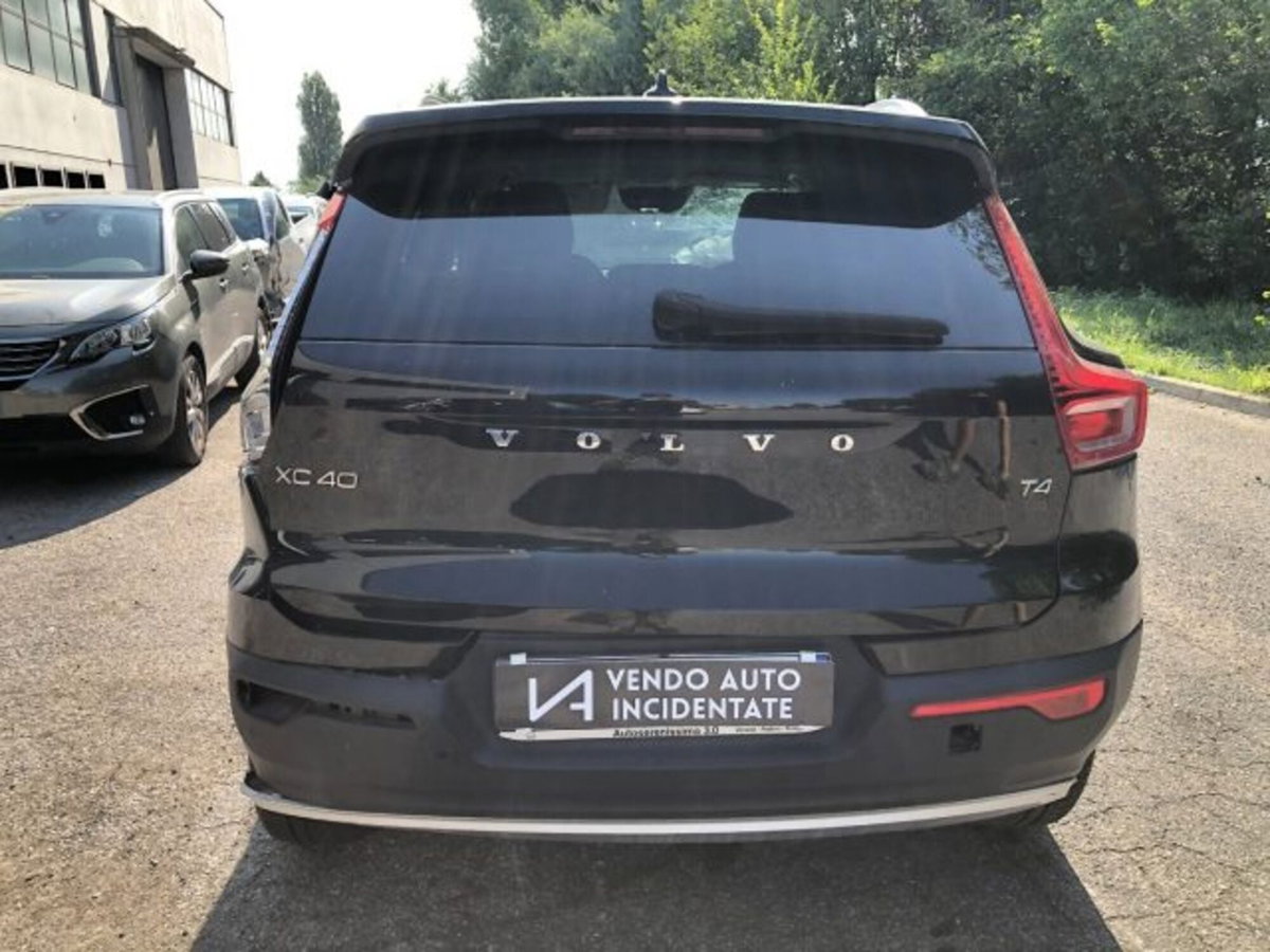 Volvo XC40 T4 Geartronic Momentum (6)