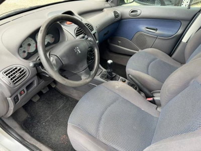 Peugeot 206 5p. Lee (9)