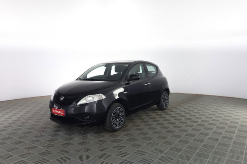 Lancia Ypsilon 1.0 FireFly 5 porte S&S Hybrid Gold Plus