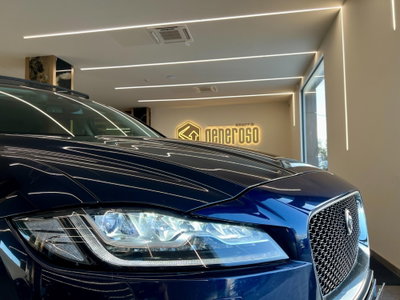 Jaguar F-Pace 2.0 D 180 CV AWD Portfolio (6)