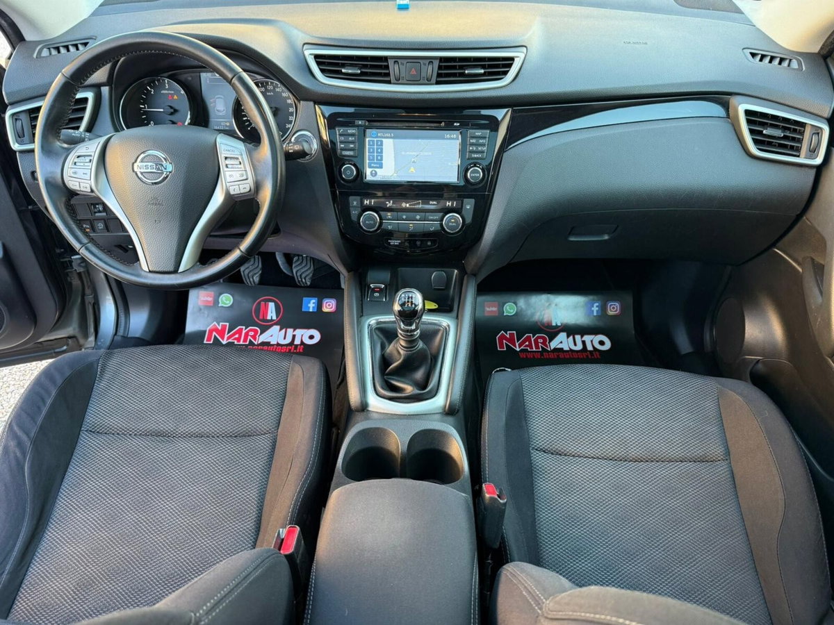 Nissan Qashqai 1.5 dCi Tekna (17)