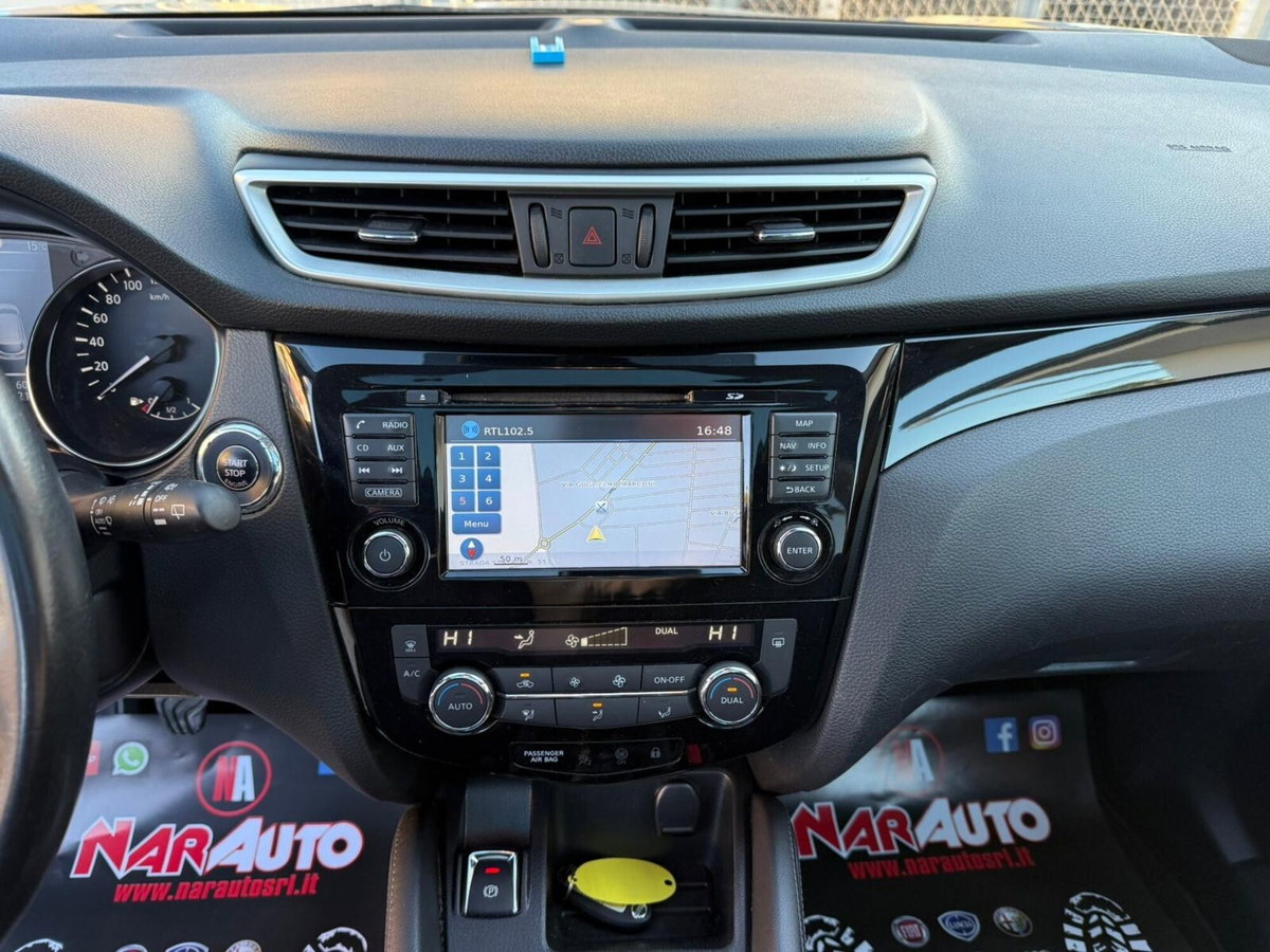 Nissan Qashqai 1.5 dCi Tekna (19)