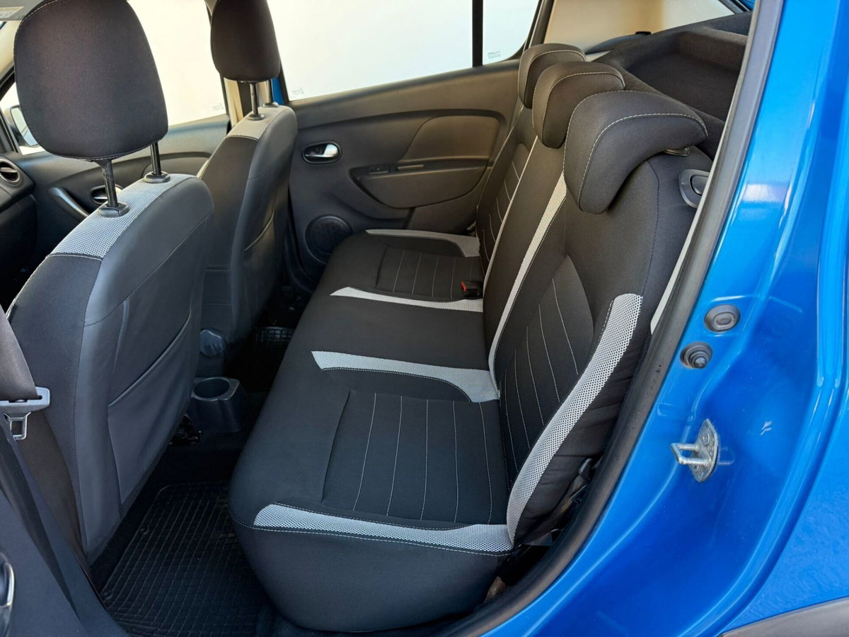 Dacia Sandero Stepway 1.5 Blue dCi 95 CV Comfort (10)