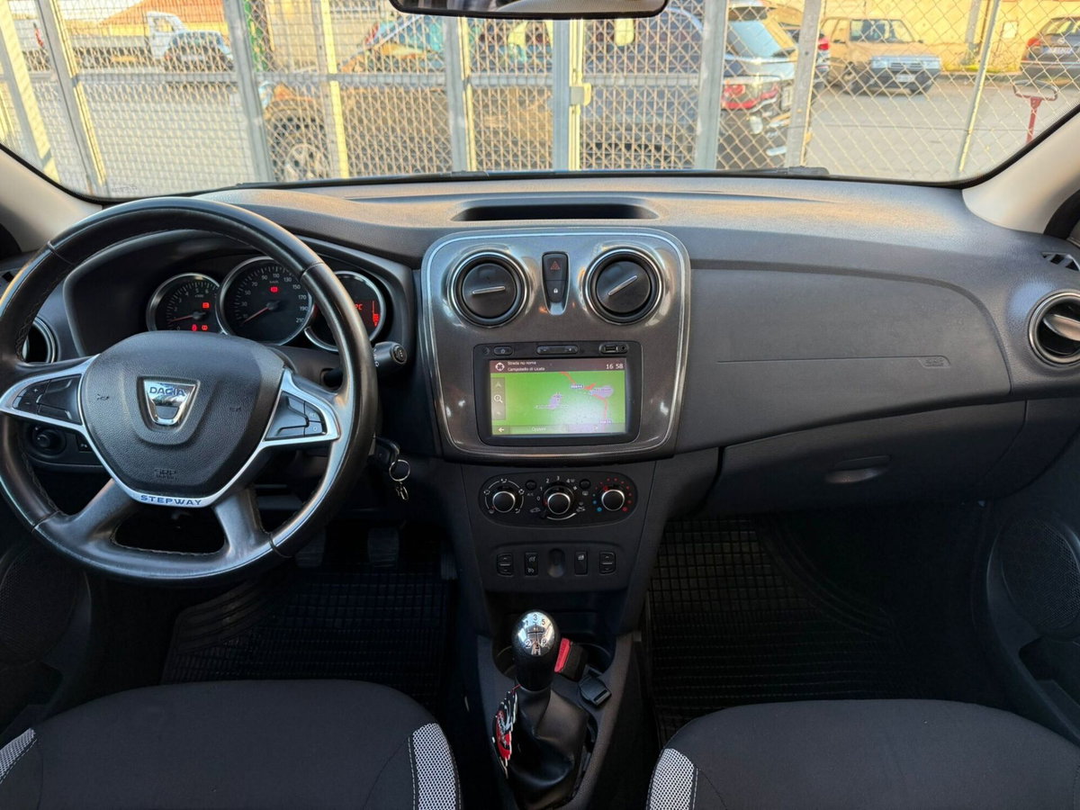 Dacia Sandero Stepway 1.5 Blue dCi 95 CV Comfort (14)