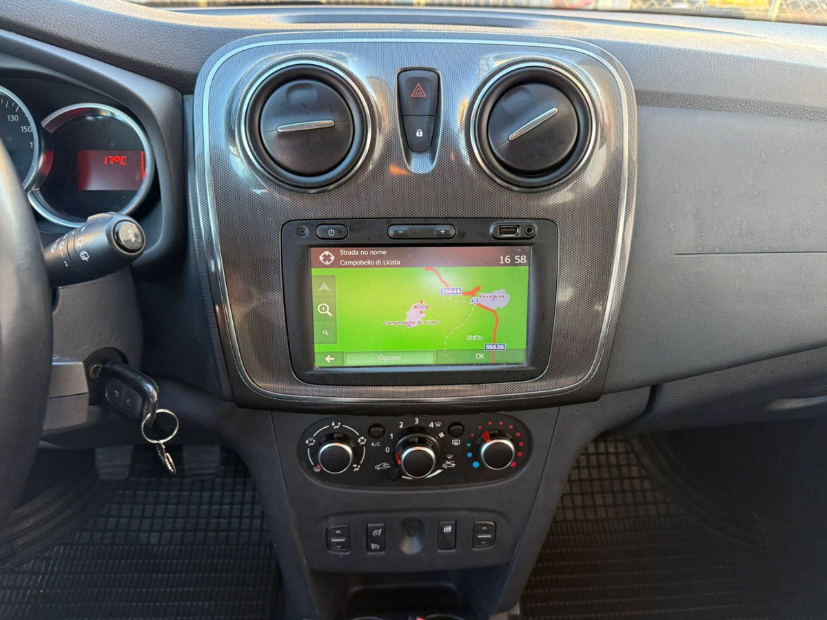 Dacia Sandero Stepway 1.5 Blue dCi 95 CV Comfort (16)