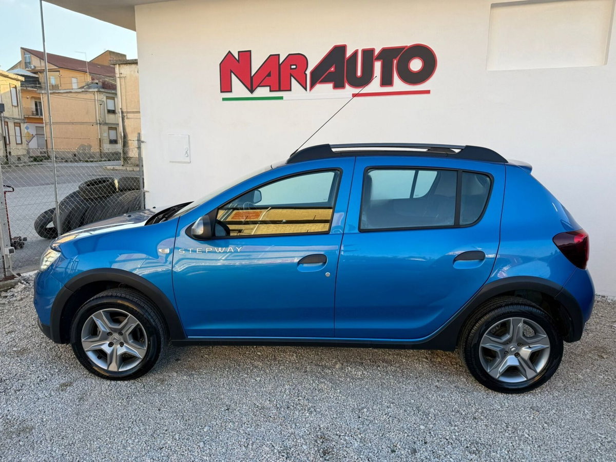 Dacia Sandero Stepway 1.5 Blue dCi 95 CV Comfort (8)