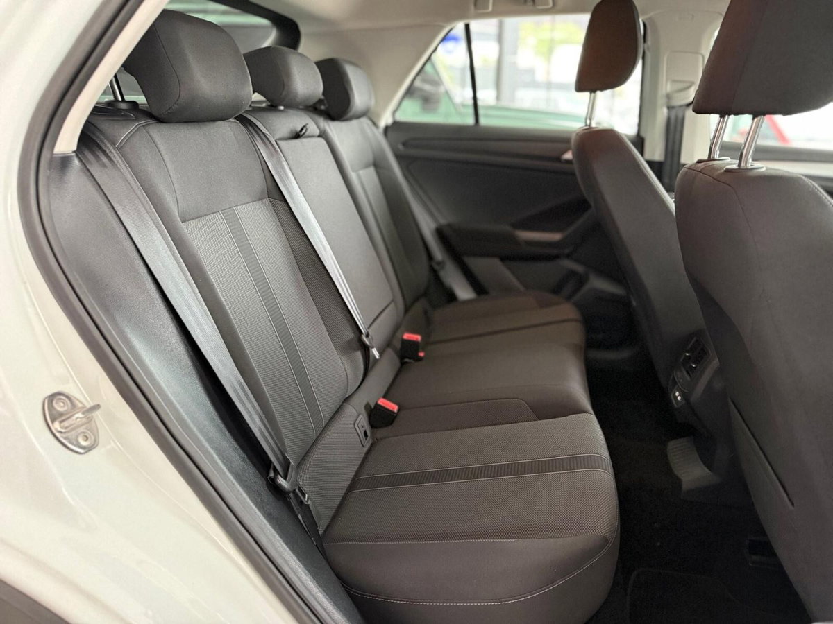 Volkswagen T-Roc 2.0 tdi Life 150cv dsg (7)