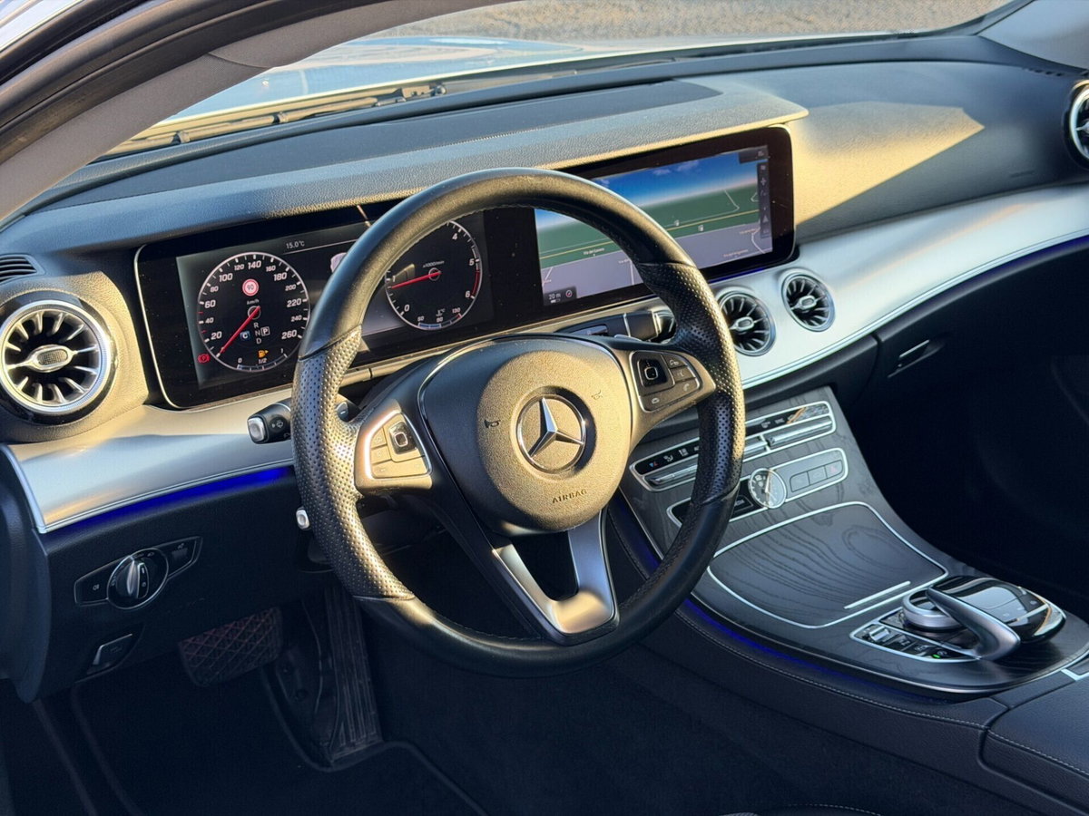 Mercedes-Benz Classe E Coupé 220 d Auto Sport (11)