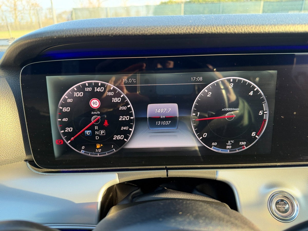 Mercedes-Benz Classe E Coupé 220 d Auto Sport (16)