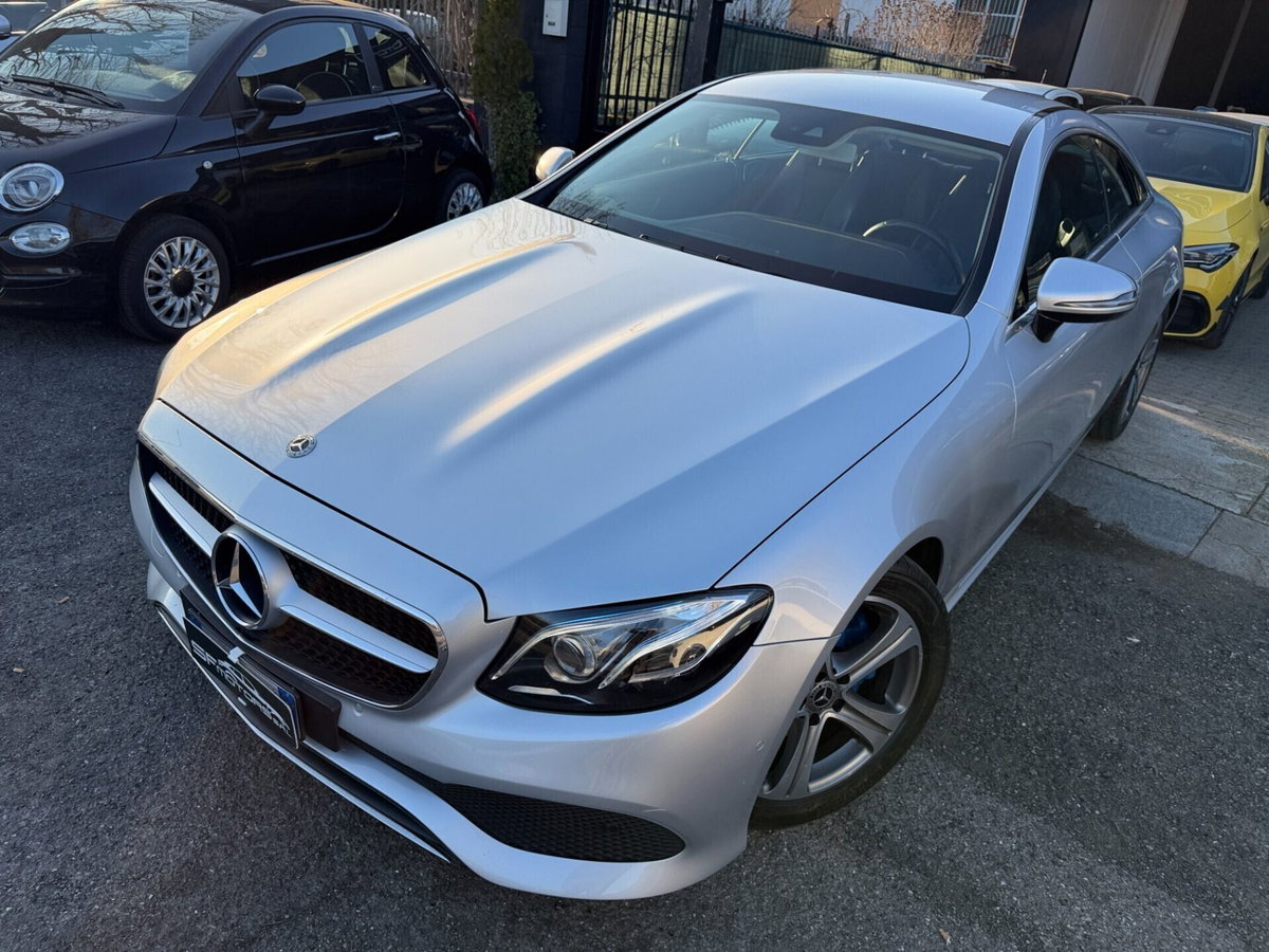 Mercedes-Benz Classe E Coupé 220 d Auto Sport (3)