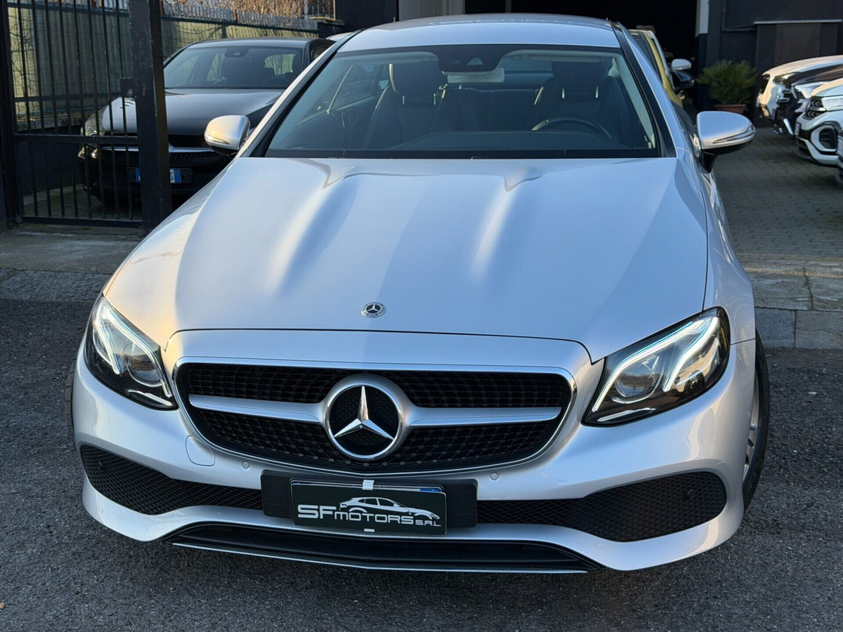 Mercedes-Benz Classe E Coupé 220 d Auto Sport (7)