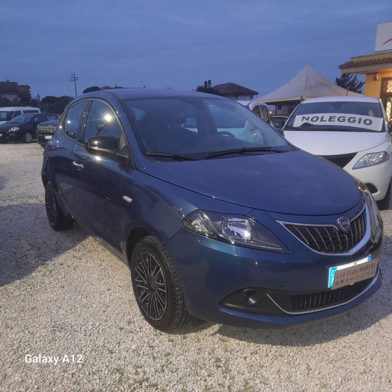Lancia Ypsilon 1.0 FireFly 5 porte S&S Hybrid Ecochic Gold