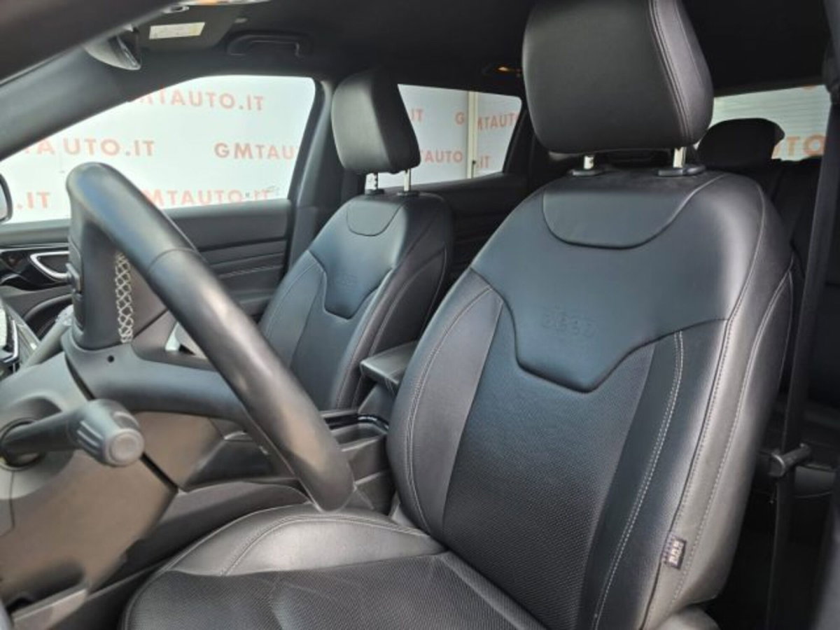 Jeep Compass 1.3 T4 240CV PHEV AT6 4xe S (13)