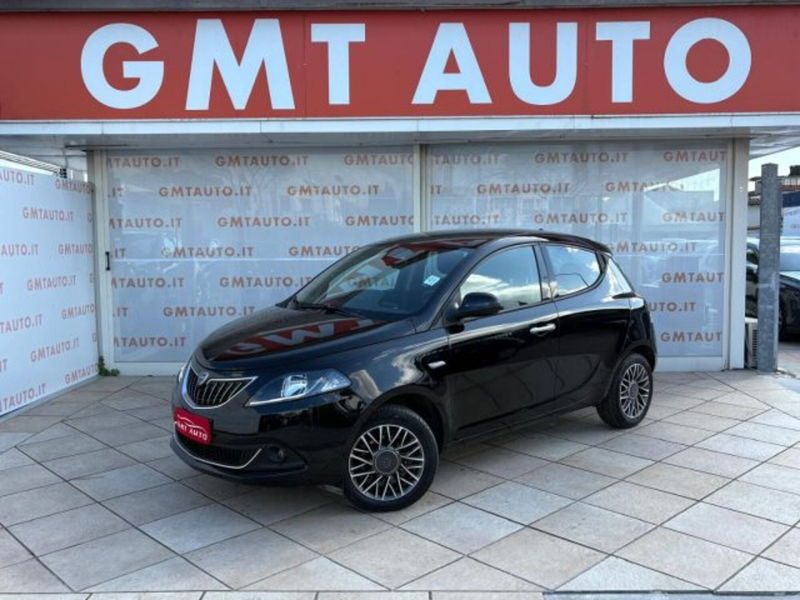 Lancia Ypsilon 1.0 FireFly 5 porte S&S Hybrid Ecochic A. Ferretti
