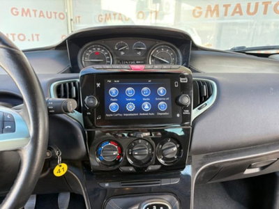 Lancia Ypsilon 1.0 FireFly 5 porte S&S Hybrid Ecochic Silver (11)