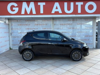 Lancia Ypsilon 1.0 FireFly 5 porte S&S Hybrid Ecochic Silver (6)