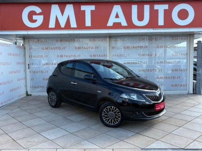 Lancia Ypsilon 1.0 FireFly 5 porte S&S Hybrid Ecochic Silver (7)