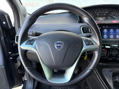 Lancia Ypsilon 1.0 FireFly 5 porte S&S Hybrid Ecochic Silver (9)