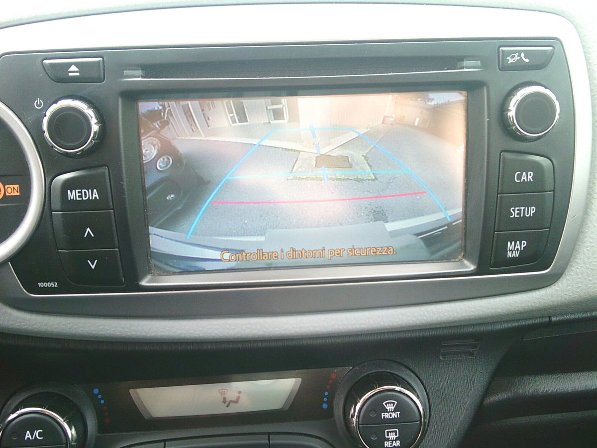 Toyota Yaris 1.5 Hybrid 5 porte Lounge (14)