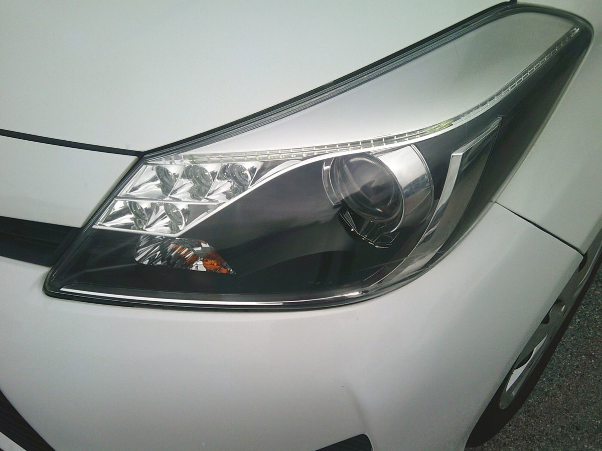 Toyota Yaris 1.5 Hybrid 5 porte Lounge (5)