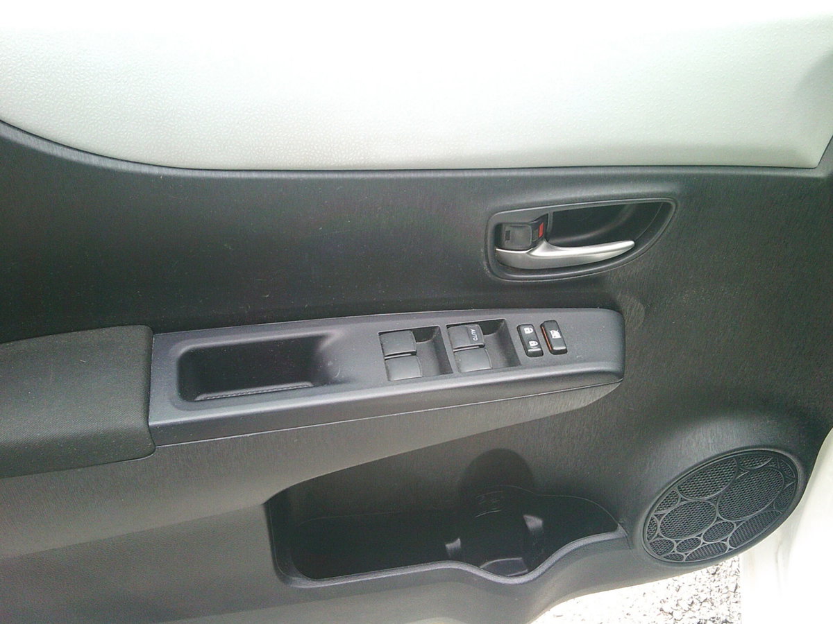 Toyota Yaris 1.5 Hybrid 5 porte Lounge (6)