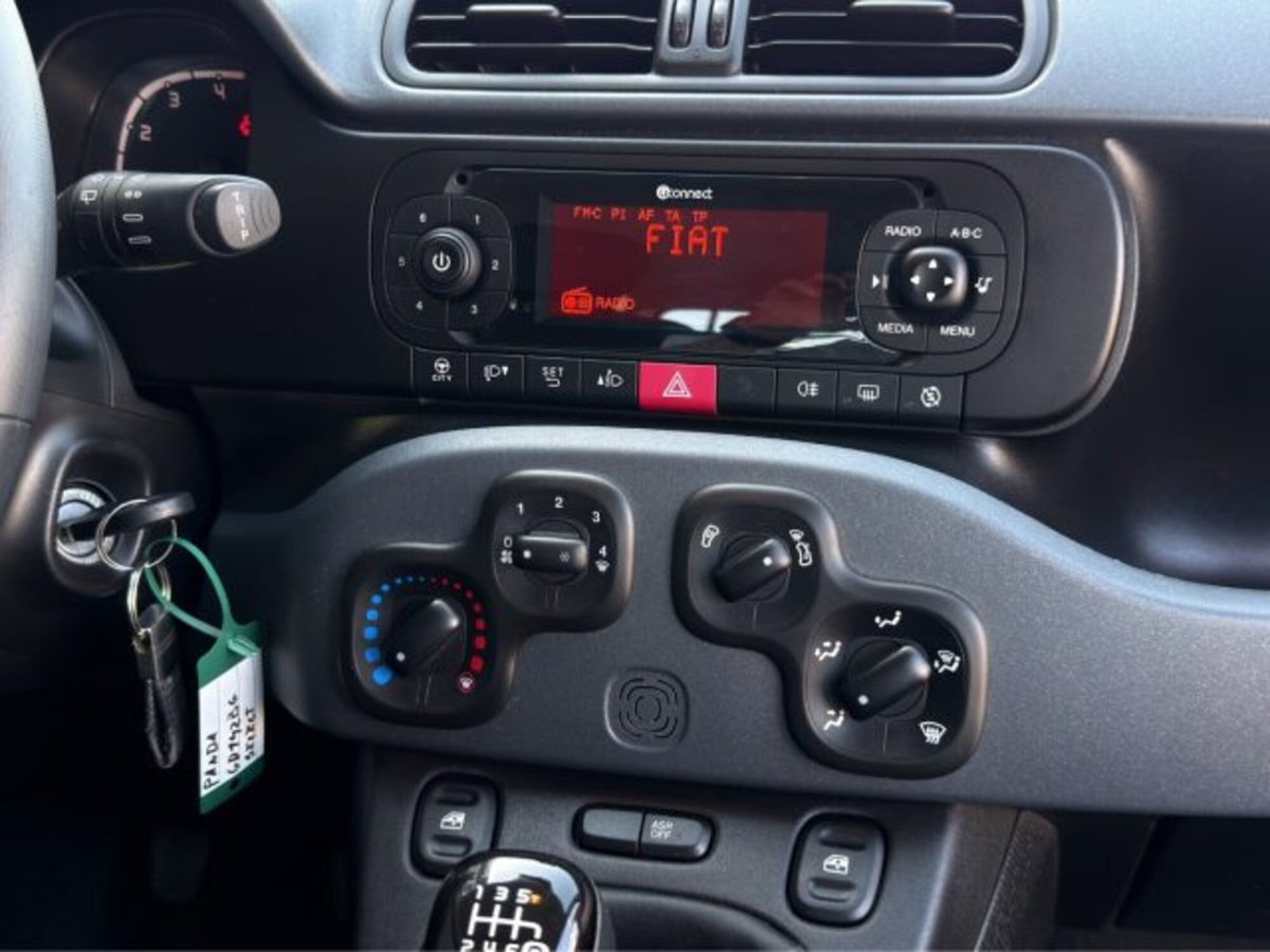 Fiat Panda van 1.0 hybrid Street 70cv 4p.ti serie 4 E6d (14)