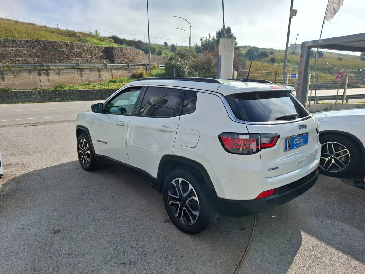 Jeep Compass 1.3 Turbo T4 2WD Limited (4)