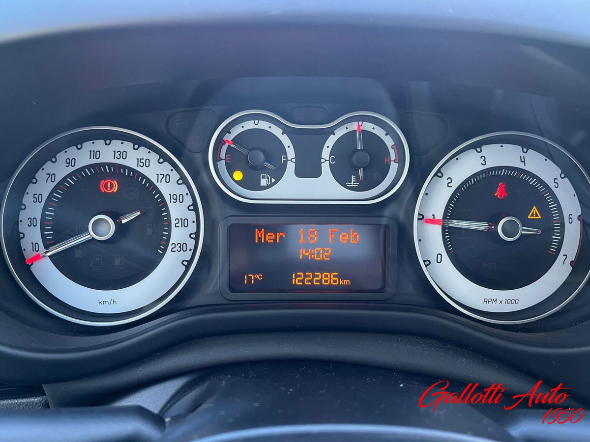 Fiat 500L 1.4 95 CV Pop Star (12)