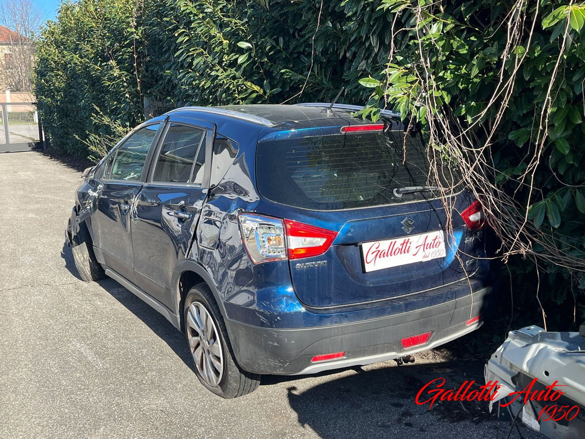 Suzuki S-Cross 1.6 DDiS 4WD All Grip Cool (4)