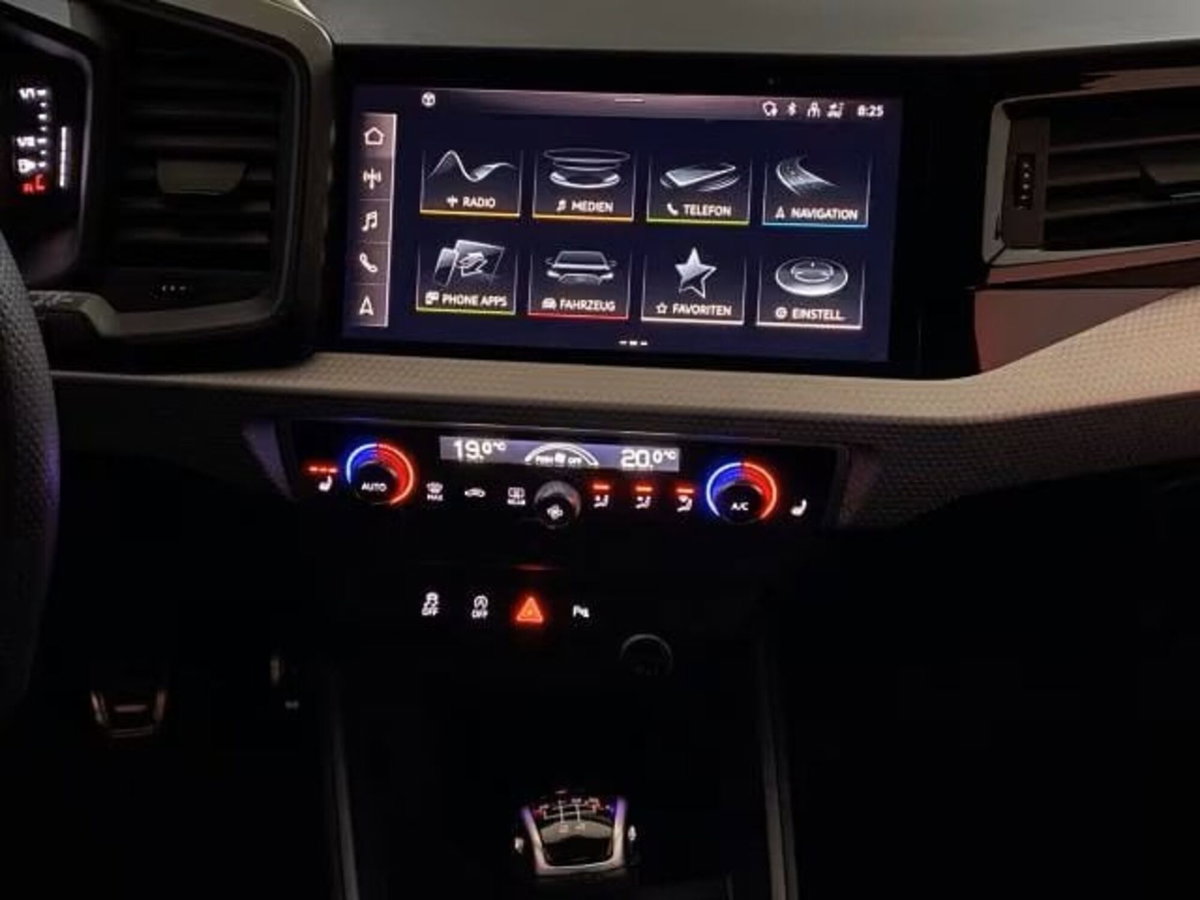 Audi A1 Sportback 25 TFSI S line edition (12)