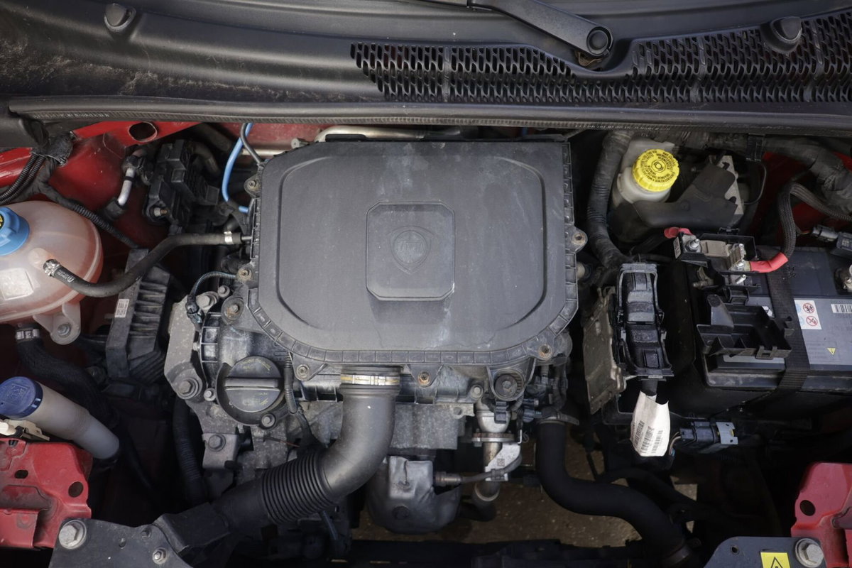 Lancia Ypsilon 1.0 FireFly 5 porte S&S Hybrid Ecochic Silver (19)