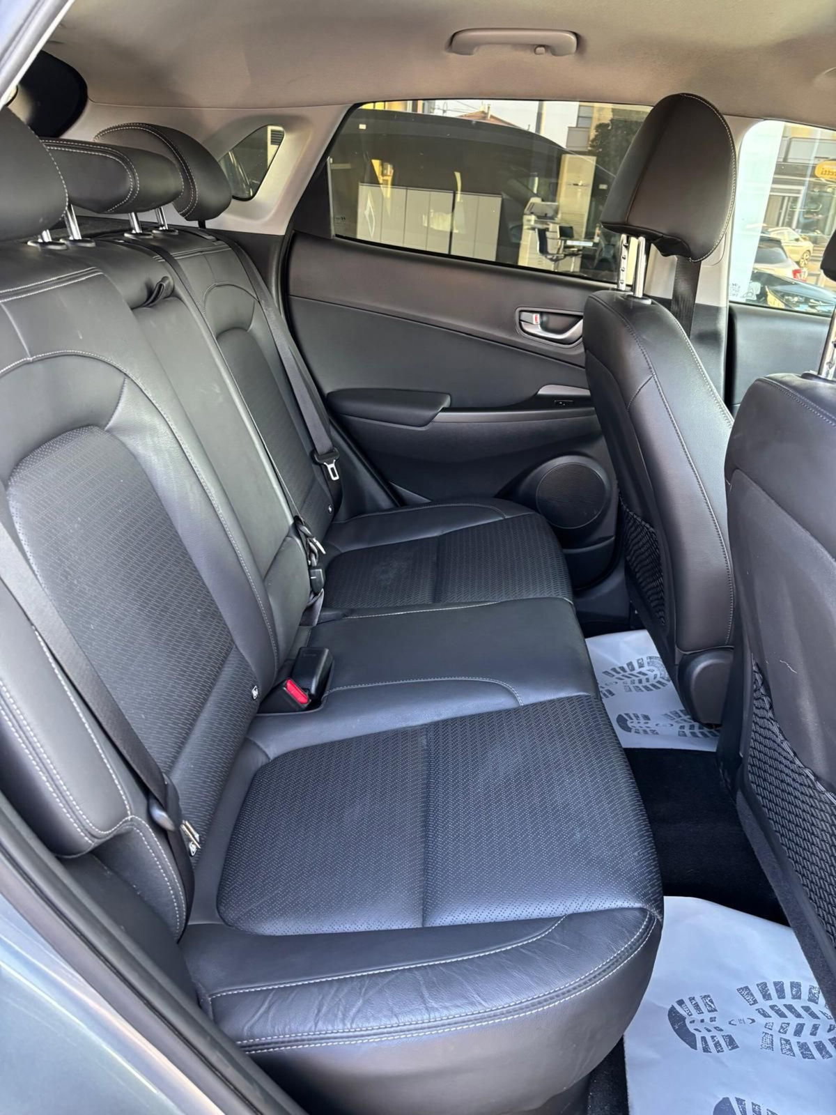 Hyundai Kona 1.6 CRDI 136 CV 4WD DCT Style (9)