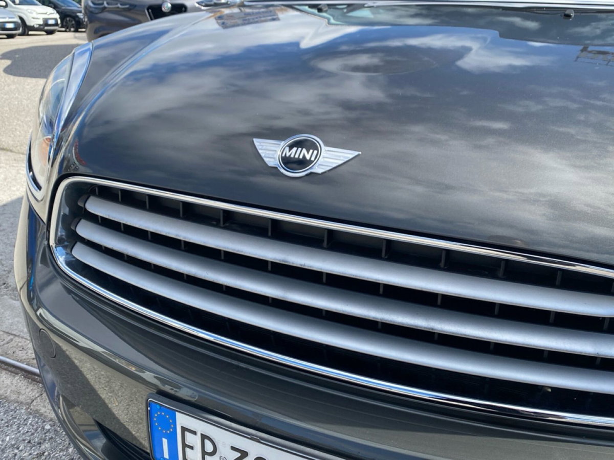 MINI Mini 2.0 16V Cooper D Automatica (13)