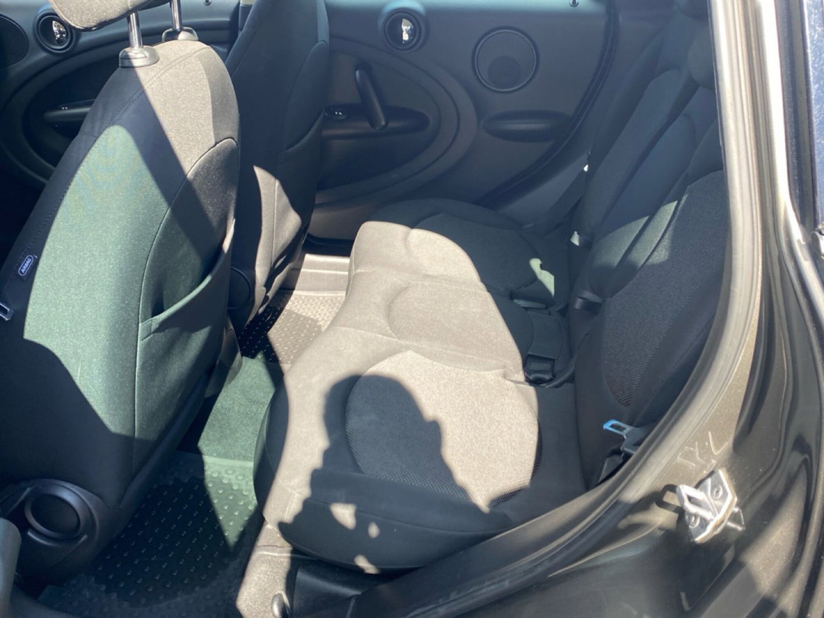 MINI Mini 2.0 16V Cooper D Automatica (19)