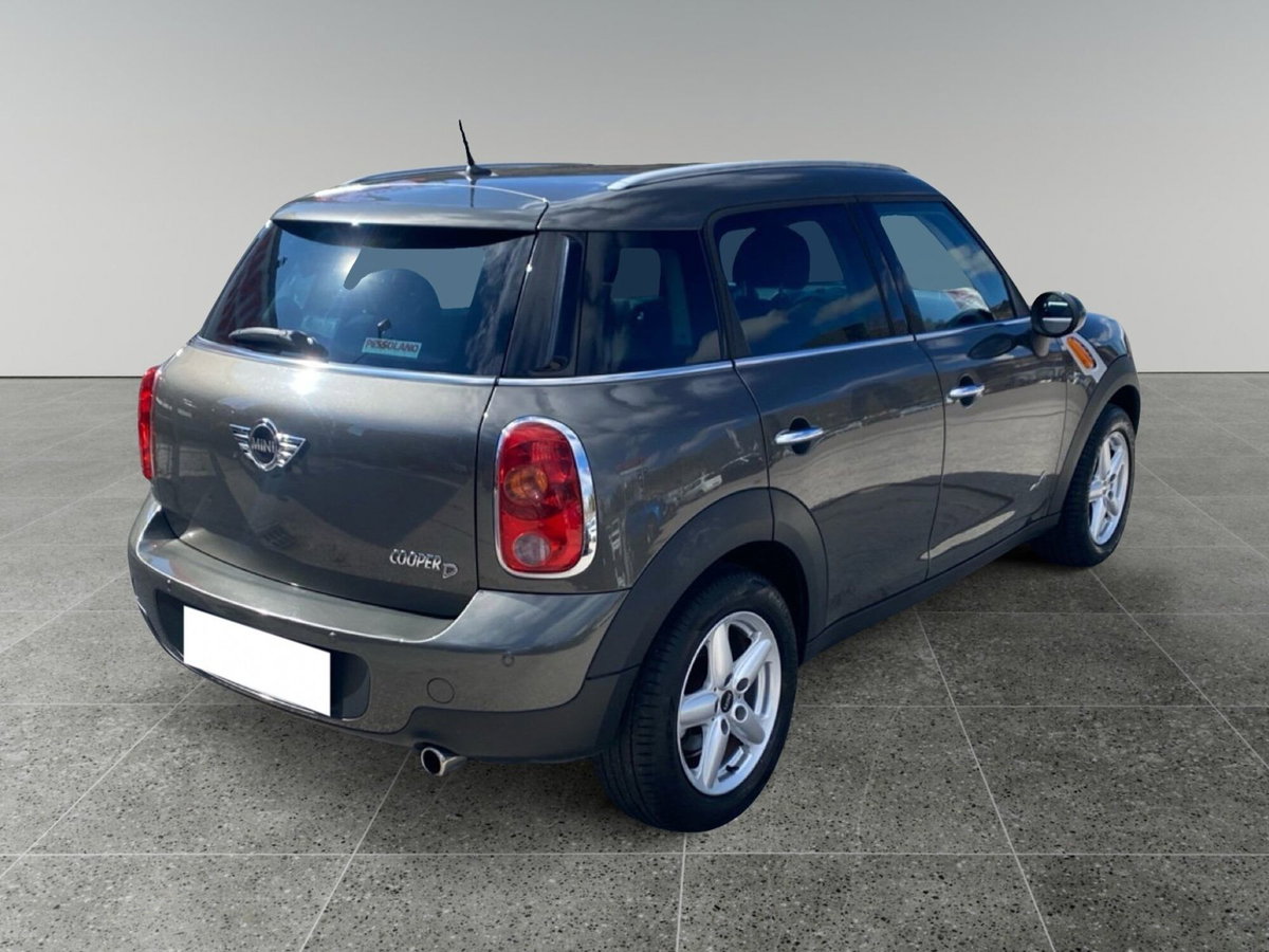 MINI Mini 2.0 16V Cooper D Automatica (6)
