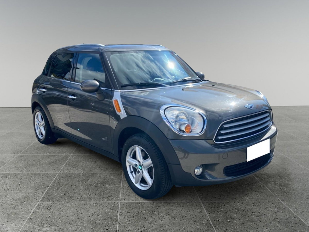 MINI Mini 2.0 16V Cooper D Automatica (8)