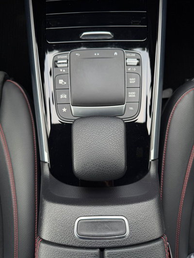 Mercedes-Benz GLA SUV 200 d AMG Line Premium Plus 4matic auto (14)