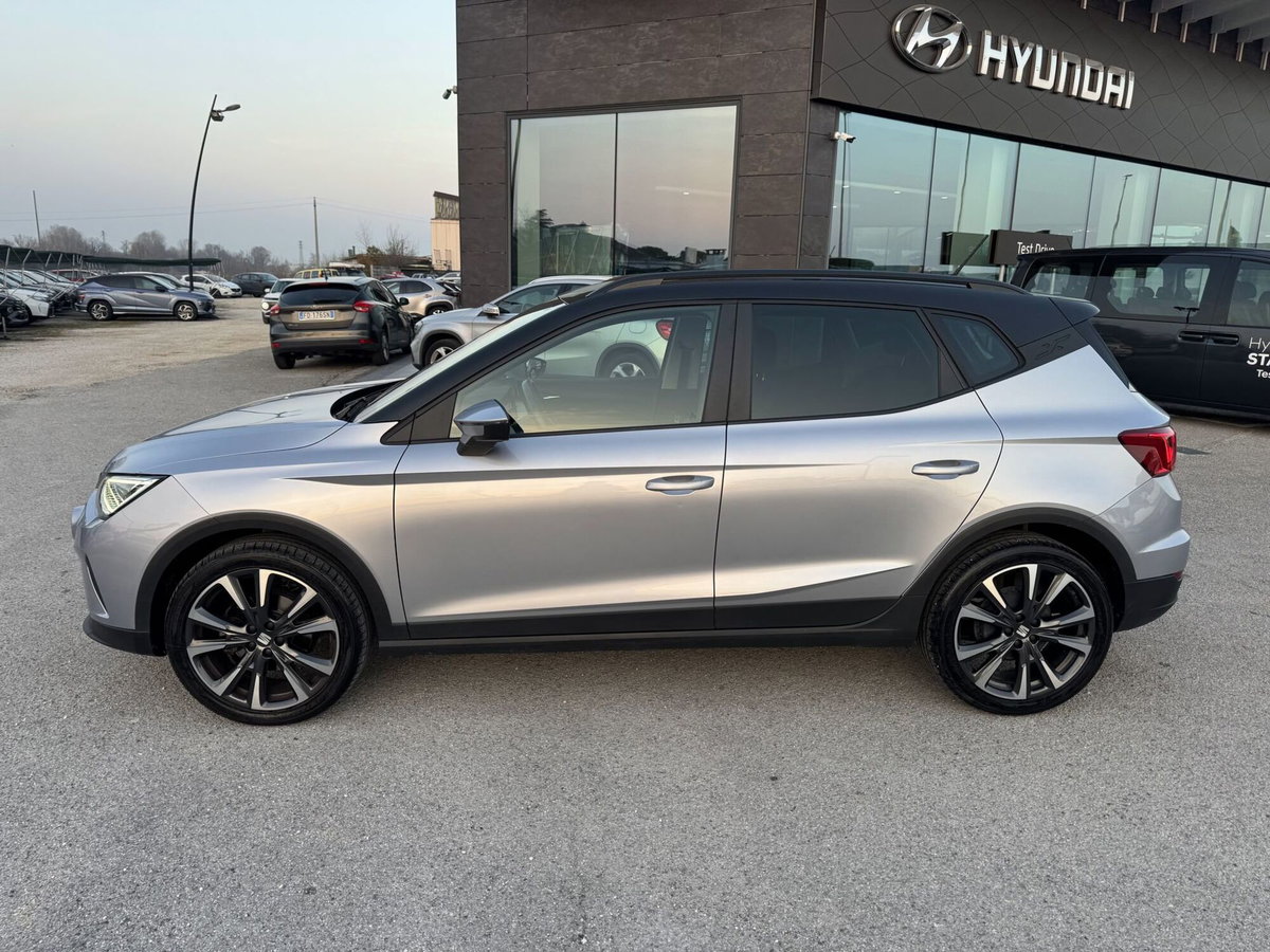 SEAT Arona 1.0 EcoTSI Black Edition (2)