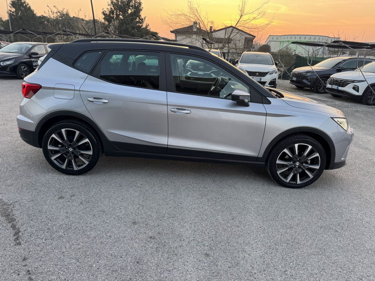 SEAT Arona 1.0 EcoTSI Black Edition (4)