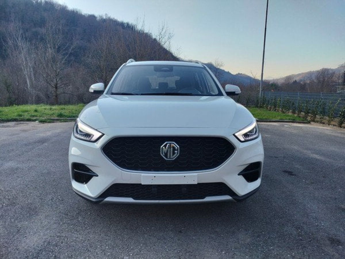 Mg ZS ZS 1.5 Luxury (2)