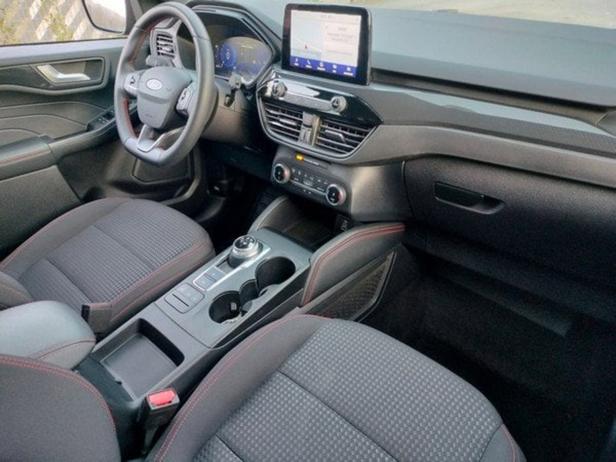 Ford Kuga 2.0 EcoBlue 120 CV aut. 2WD ST-Line X (19)