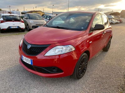 Lancia Ypsilon 1.2 69 CV 5 porte GPL Ecochic Silver