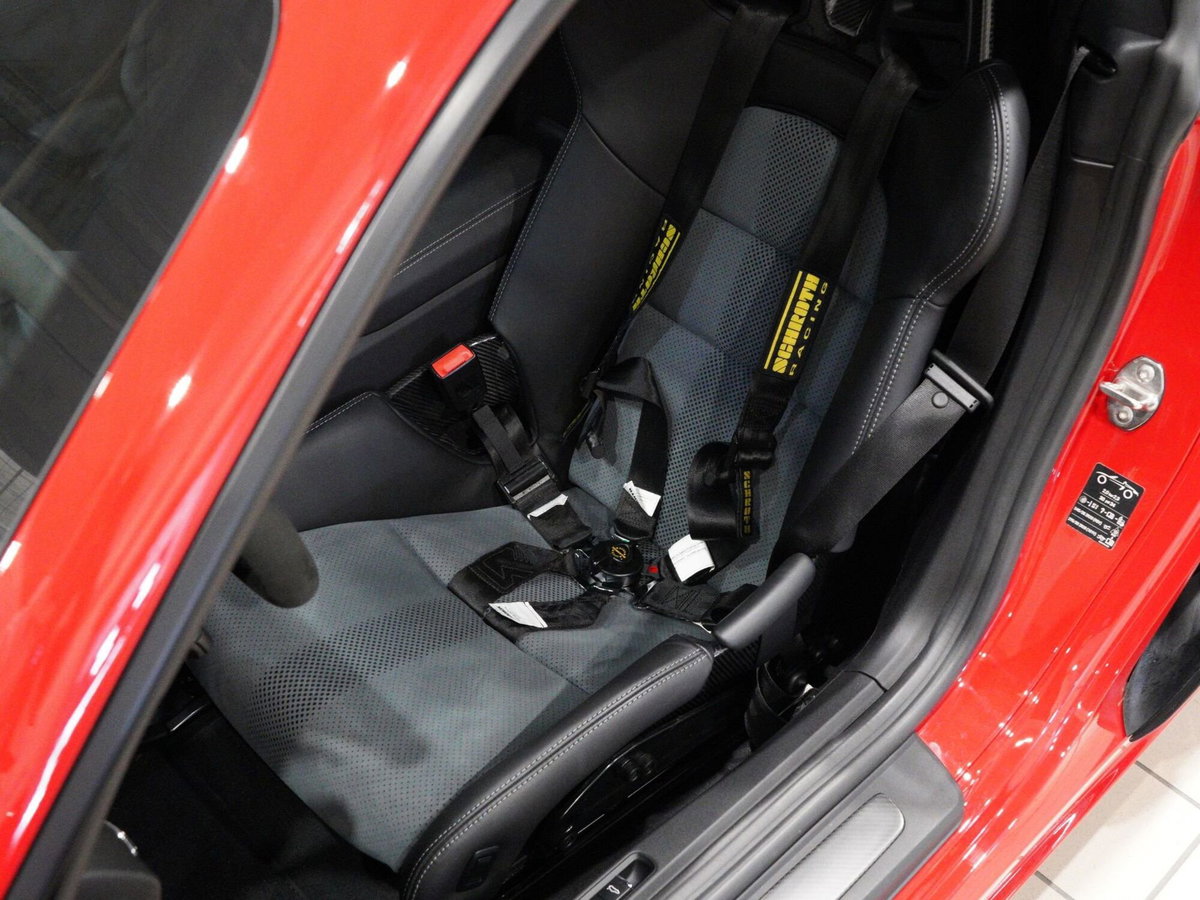 Porsche 718 Cayman  Cayman 4.0 GT4 RS pdk (11)