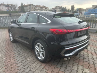 Audi Q5 Sportback 40 2.0 tdi mhev 12V S line Plus quattro s-tronic (4)