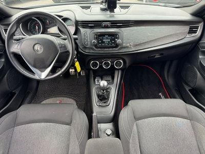 Alfa Romeo Giulietta 1.6 JTDm Ti 120cv (12)