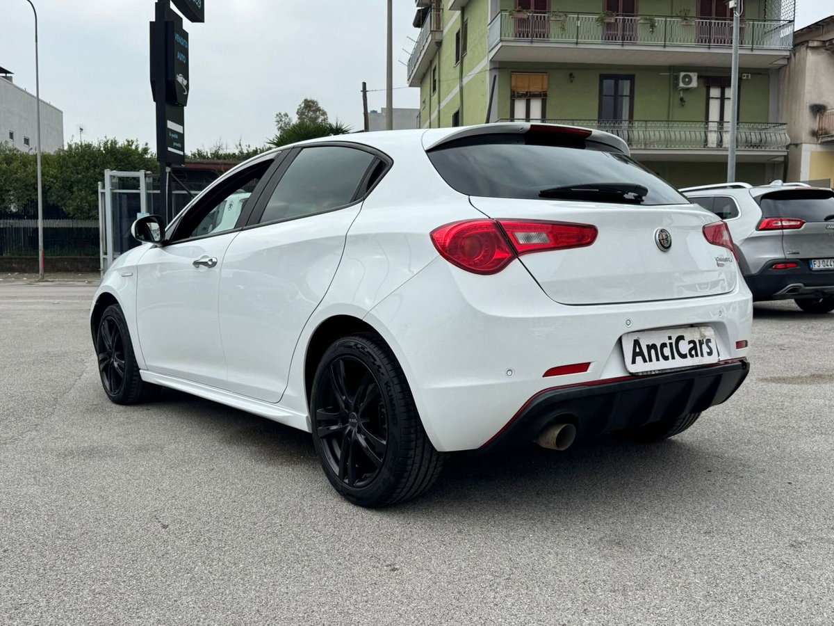 Alfa Romeo Giulietta 1.6 JTDm Ti 120cv (14)