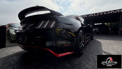 Ford Mustang Coupé Fastback 2.3 EcoBoost (12)