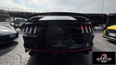 Ford Mustang Coupé Fastback 2.3 EcoBoost (4)