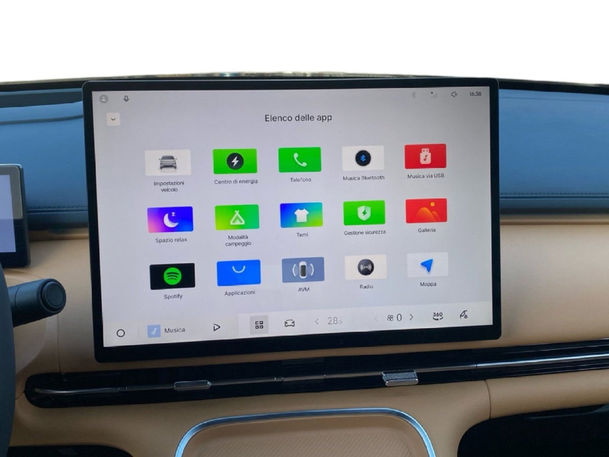 Geely Starray Starray EM-i 1.5 phev Launch Edition auto (17)
