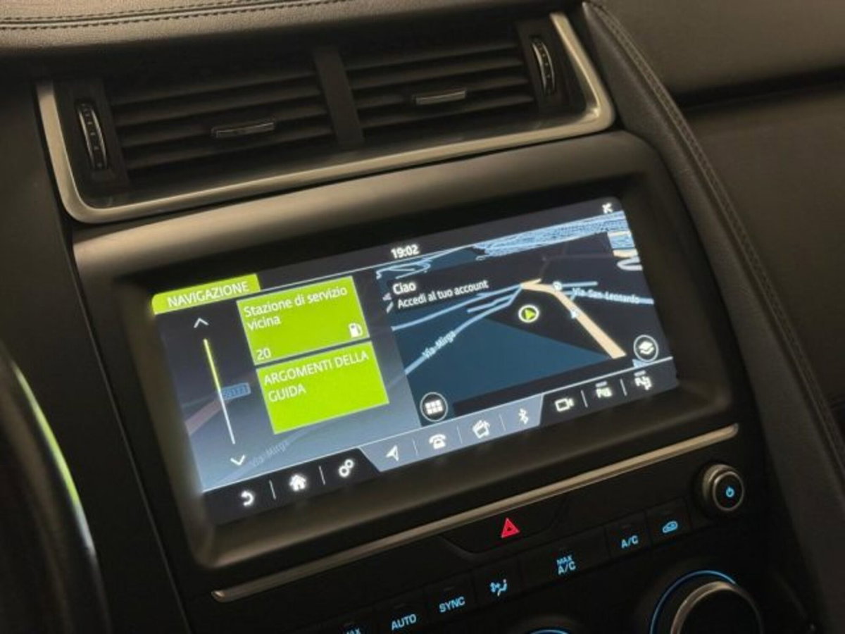 Jaguar E-Pace 2.0D 150 CV AWD aut. S (14)
